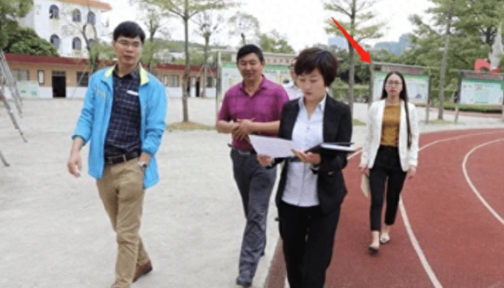 吧唧小兔(吧唧小兔)