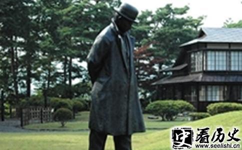 宫泽贤治塑像