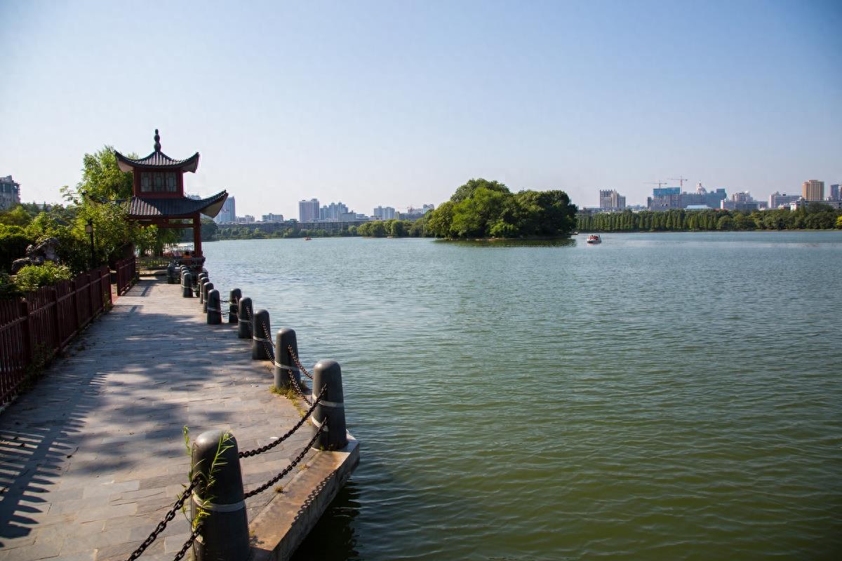 长沙烈士公园,环境好还免费,恋爱圣地:)全国十大城市公园之一