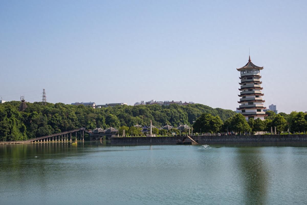 长沙烈士公园,环境好还免费,恋爱圣地:)全国十大城市公园之一