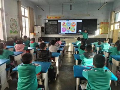 临沂新桥西蒋小学举行预防一氧化碳中毒主题活动