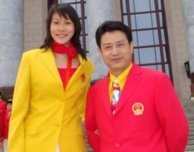 ​女排名帅陈忠和近况：二婚娶女排弟子为妻，今已退休携妻回归家庭