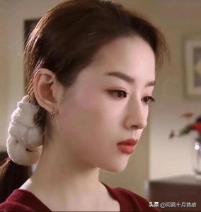 ​45岁董洁：一婚出轨王大治，离婚11年后，才和丈夫和解