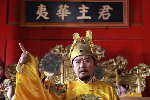 朱元璋早年靠什么收揽人心?
