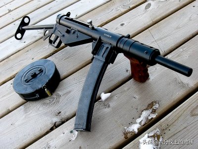 ​二战兵器全集｜最便宜，最简单，最易于生产的英国“斯登”冲锋枪