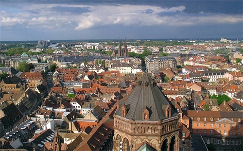 斯特拉斯堡 (Strasbourg)(法国)