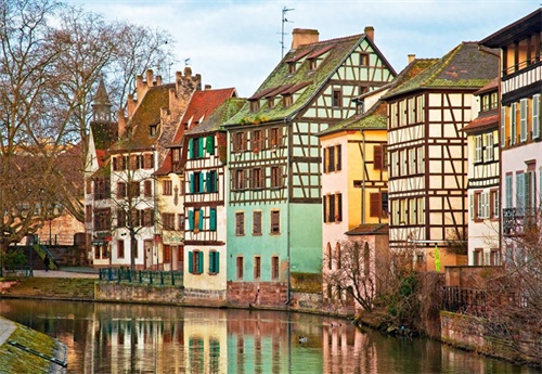 斯特拉斯堡 (Strasbourg)(法国)