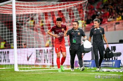 ​中超最新积分榜：上海双雄欲提前锁定冠亚军，南通支云连胜欲保级