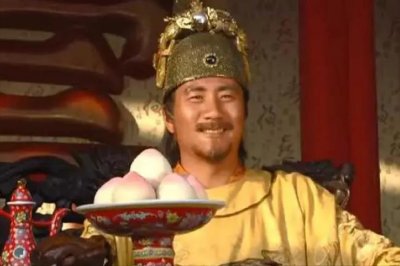 ​朱元璋火烧庆功楼历史真相（明朝火烧庆功楼事件是哪一年）