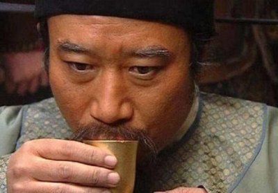 ​宋江被招安的全过程（宋江为何中途执意不留在梁山）