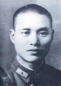​蒋介石为啥从不当众唱歌？军统为你揭秘，有3首歌经常一个人唱
