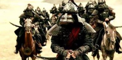 ​李世民带兵攻打突厥，颉利和突利关系怎么样？