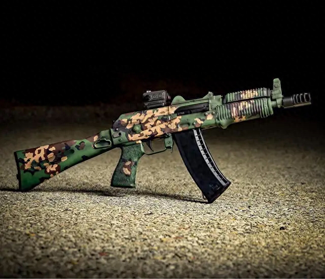 「枪械魅力」俄罗斯AK74U突击步枪