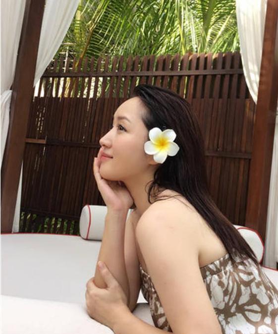 47岁杨钰莹老公身份曝光，是大名鼎鼎的他，难怪隐瞒了8年不公开