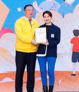 ​周海媚个人资料，毛舜筠个人资料简介