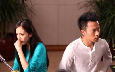 ​杨幂离婚四大原因和李易峰美国结婚有了孩子？杨幂和谁生的小糯米