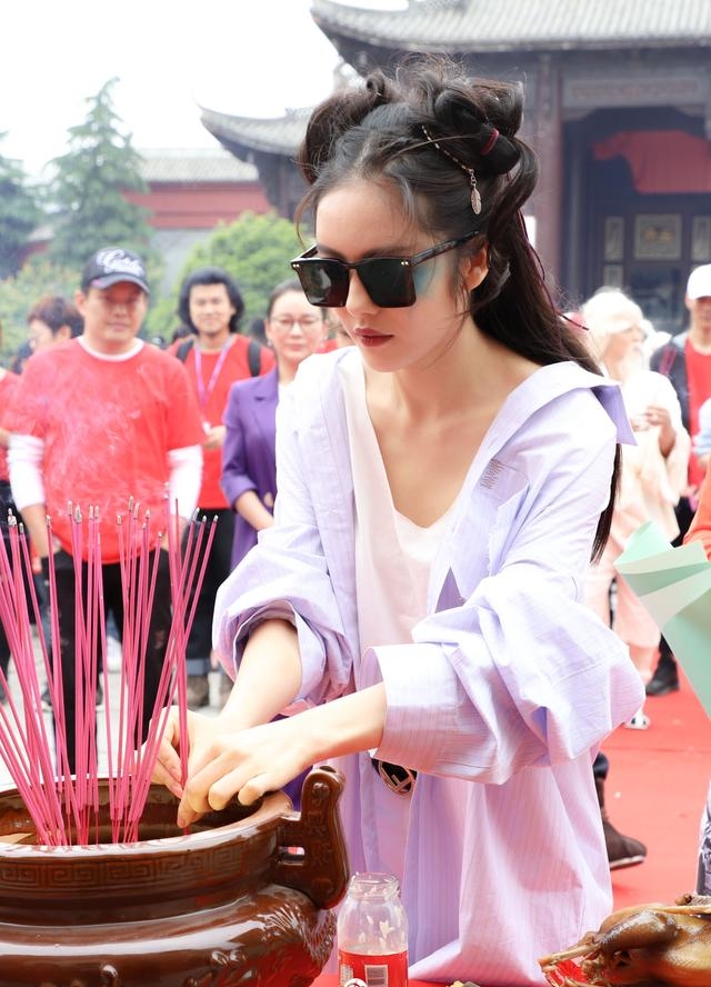 卢正雨蔡文静婚纱照(卢小鱼和蔡文静婚纱照) 卢正雨 蔡文静 第3张