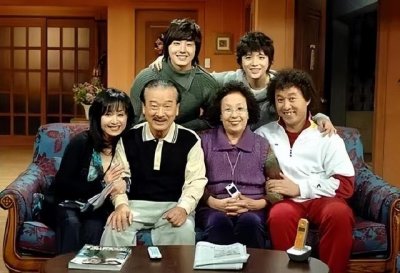 ​郑俊河婚礼情况（搞笑一家人第1集回顾）
