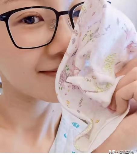 苗苗图片个人资料哪里人(苗苗穿孕妇裤如愿怀上二胎?让郑恺收心的她不简单)