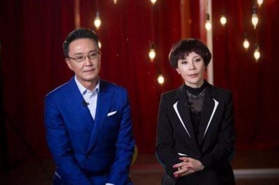 ​吴刚：一盒冰淇淋娶到妻子，恩爱30年无绯闻，明星儿子成他骄傲