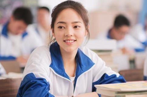 为什么明玉小时候被苏母疼爱,长大后却不受待见呢?原因很简单