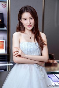 鲍天琦——写真美图欣赏