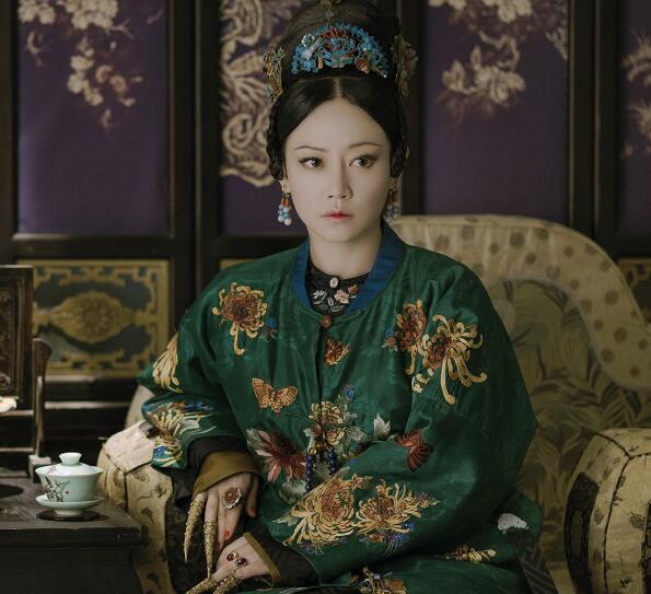 谭卓毕业于哪个大学