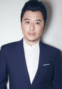 邹东孝个人资料写真作品