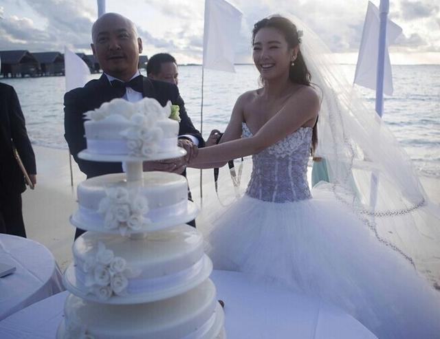 周星驰颁奖嘉宾最新(周星驰低调亮相美人鱼选角决赛)(18)