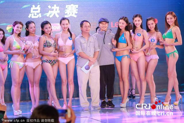 周星驰颁奖嘉宾最新(周星驰低调亮相美人鱼选角决赛)(2)