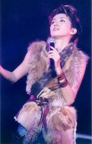 周星驰颁奖嘉宾最新(周星驰低调亮相美人鱼选角决赛)(41)