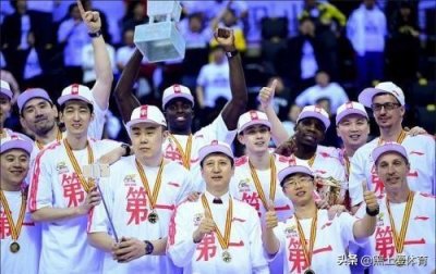 ​辽篮职业化后本土球员一览，谁是你心中辽篮历史最强五人组！