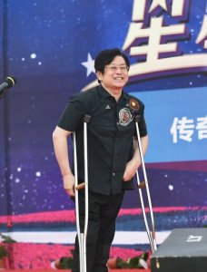 ​郑智化为什么残疾坐牢七年? 郑智化身高年龄多大了揭秘