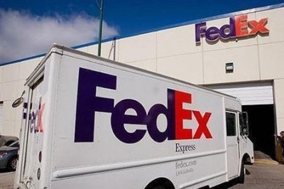 ​去英国可以托运小电器吗