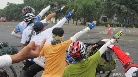 成都出发骑行到拉萨要多少天（从成都骑行到拉萨只要20天）(1)