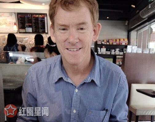 昆凌爸爸是哪个国家的 昆凌为父亲庆生晒外国老爸合影