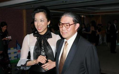 霍震霆老婆，霍启刚,本文共（8666字）