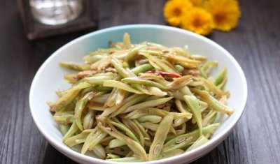 ​芸豆炒肉丝最简单美味的家常做法，简单又入味，一顿要吃一锅饭