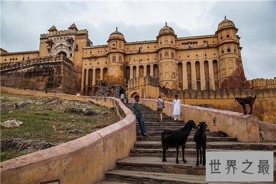 世界GDP增速最快的十大国家排行，中国仅第二第一完全意料之外！