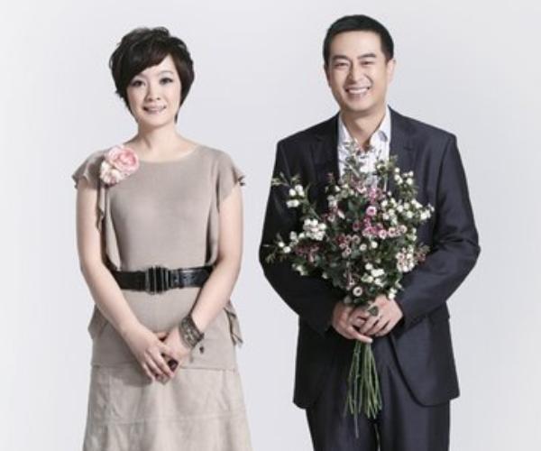 张嘉译曾和前妻闪婚，娶了王海燕，15年不离不弃