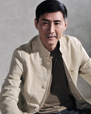 当红男星张子健：带着女儿再婚，怒砸继子电脑，现在过得怎样了？