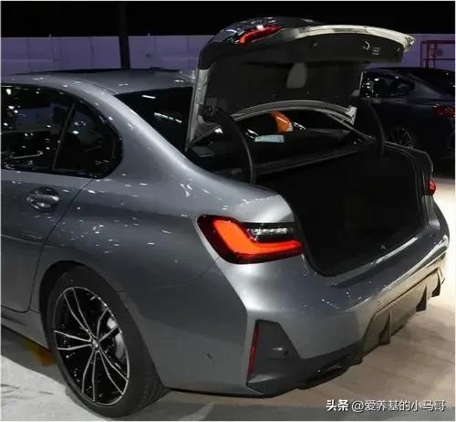 bmw330配置参数及价格详解（介绍bmw330的价格和配置情况）