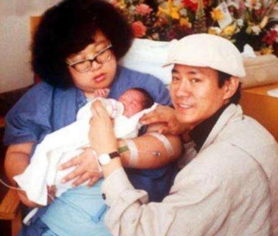 郑少秋官晶华（官晶华到底什么来头）(9)