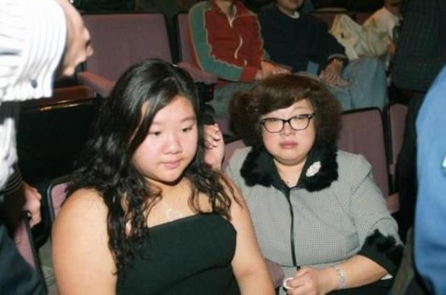 郑少秋官晶华（官晶华到底什么来头）(11)