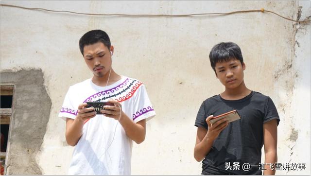 大凉山孩子的真实现状（凉山里皮肤黝黑的彝家孩子）(6)