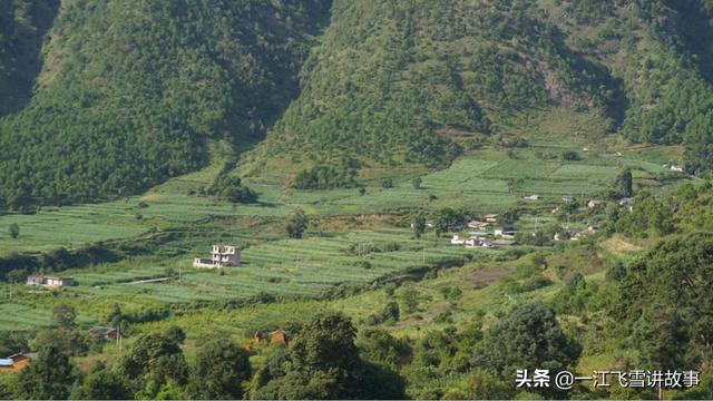 大凉山孩子的真实现状（凉山里皮肤黝黑的彝家孩子）(7)
