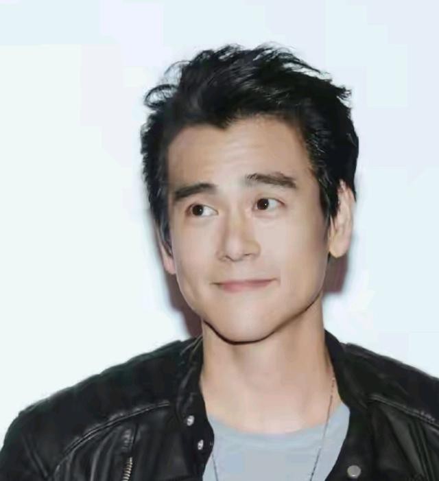 杜淳女友杨璐介绍（王灿秀恩爱被讽刺缺爱）