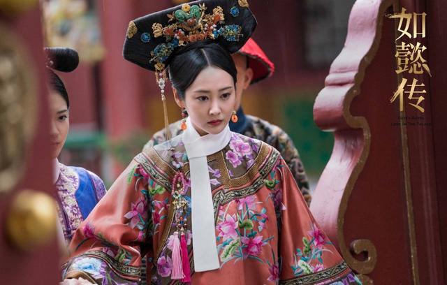 李纯黑桃纹身含义（李纯露黑桃纹身引发争议）(1)