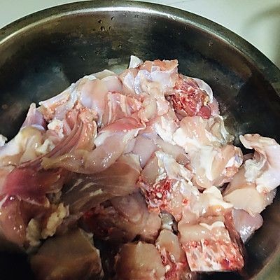 红烧兔肉怎么做(红烧兔子肉美食教程分享)