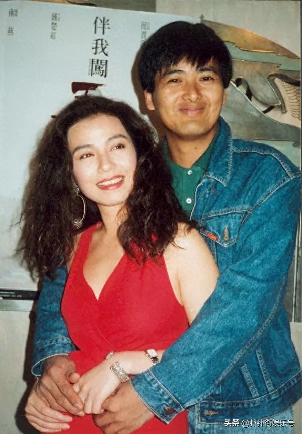 看了钟楚红年轻时的照片,你就知道她为什么红透香港